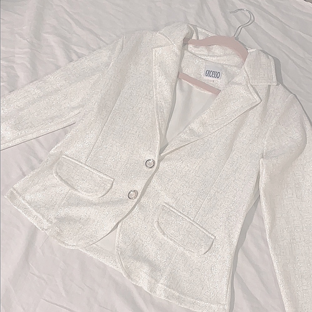 ✨NEW✨ White Sparkling Blazer